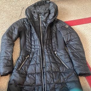 Bernardo classic coat like new